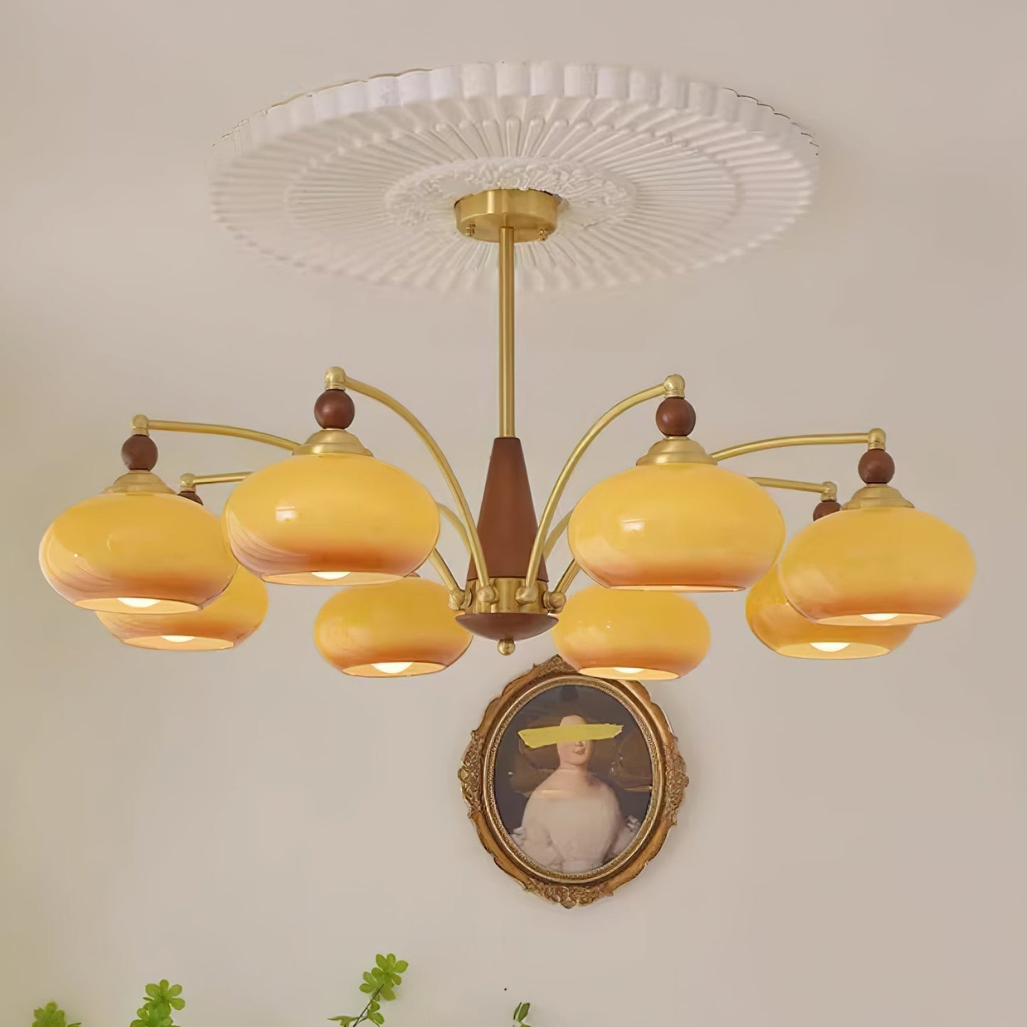 Lustre Vintage Stradivarius