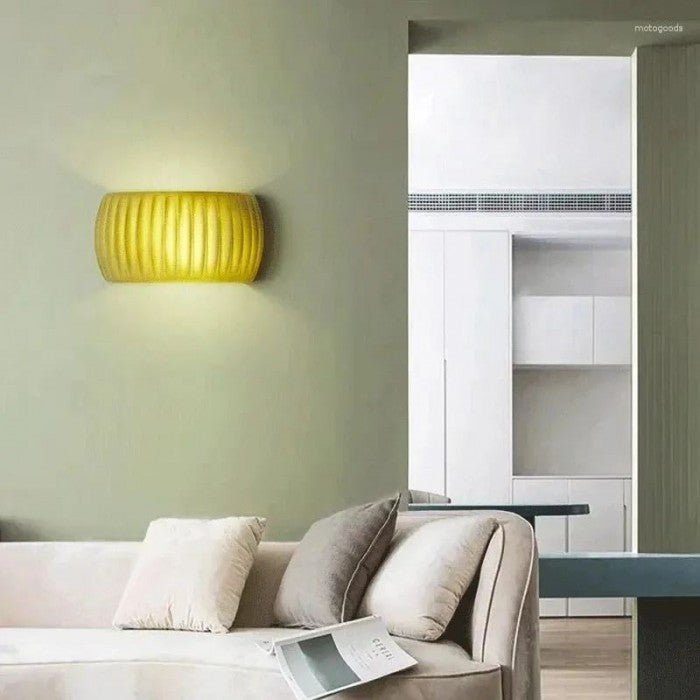 Applique Murale Art Déco Rainurée Résine