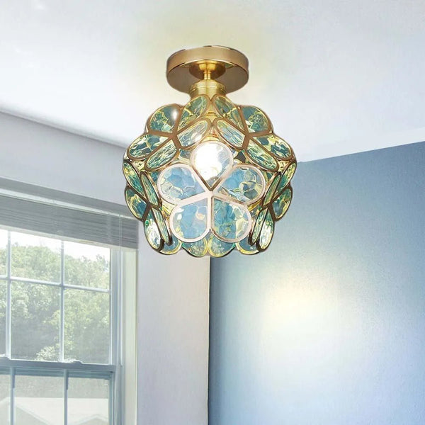Plafonnier en verre au design style fleurs