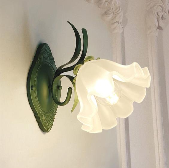 Applique Murale Fleur Blanche Délicate