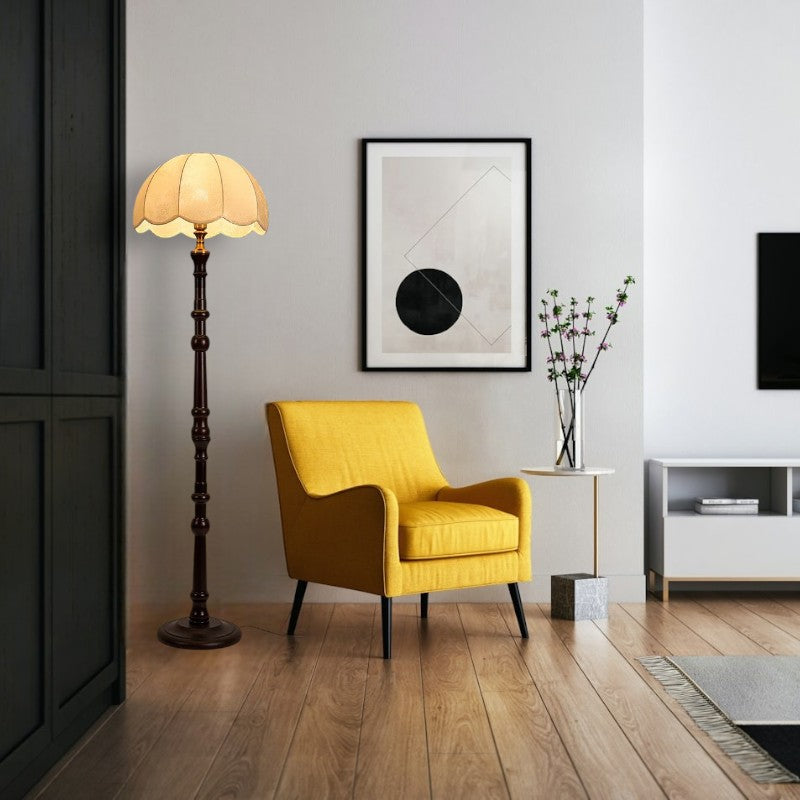 Lampadaire Vintage En Bois