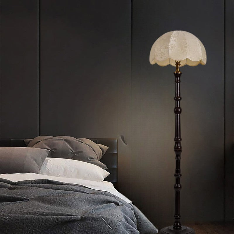 Lampadaire Vintage En Bois
