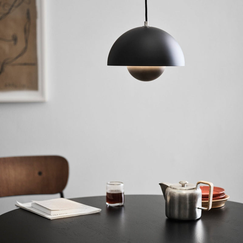 Suspension Luminaire Design Minimaliste
