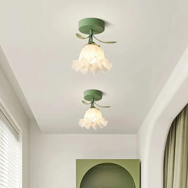 Plafonnier simple avec des mini-fleurs