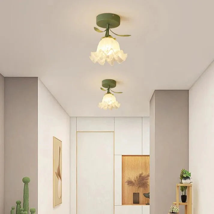 Plafonnier simple avec des mini-fleurs