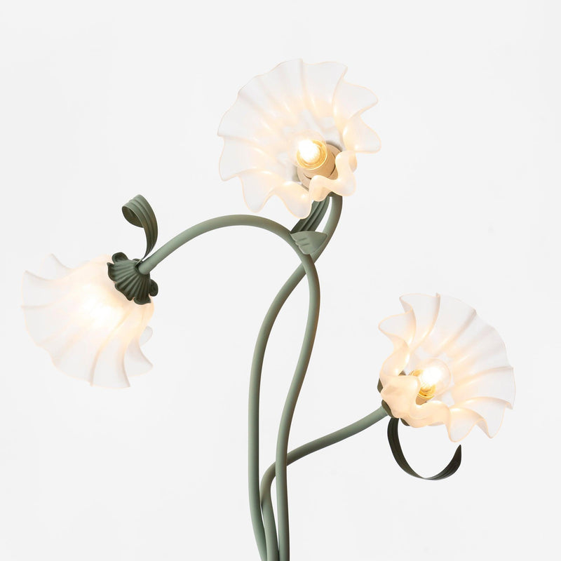 Lampadaire Fleurs Blanches Élégantes
