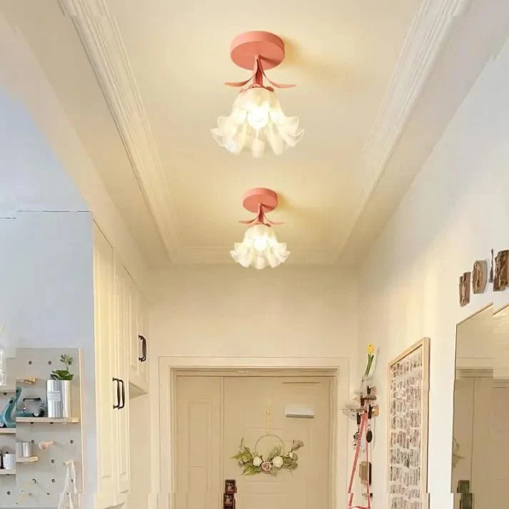 Plafonnier simple avec des mini-fleurs