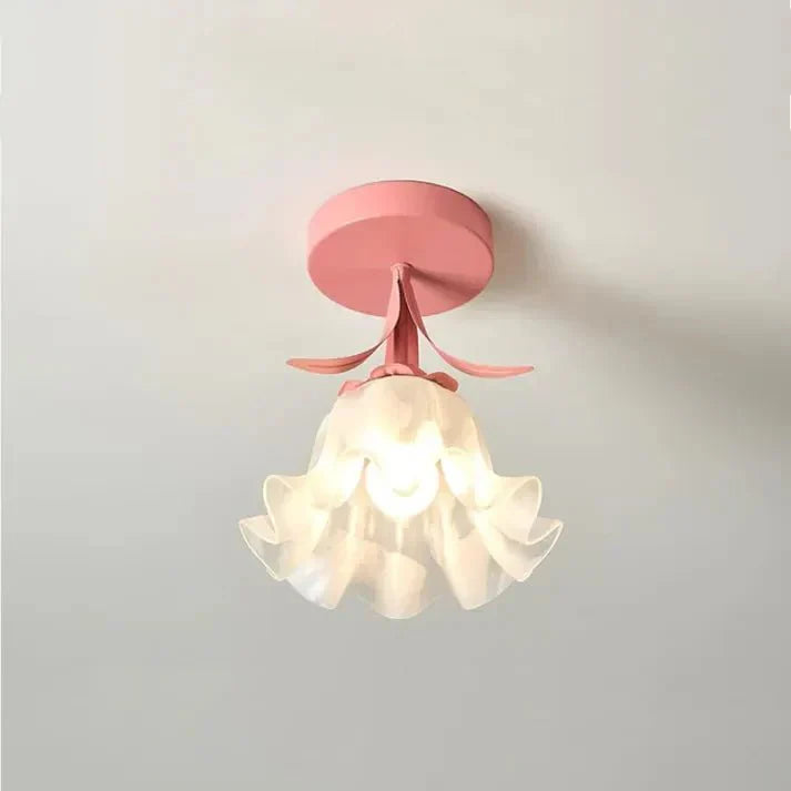 Plafonnier simple avec des mini-fleurs