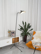 Lampadaire Serge Mouille Lignes Graphiques