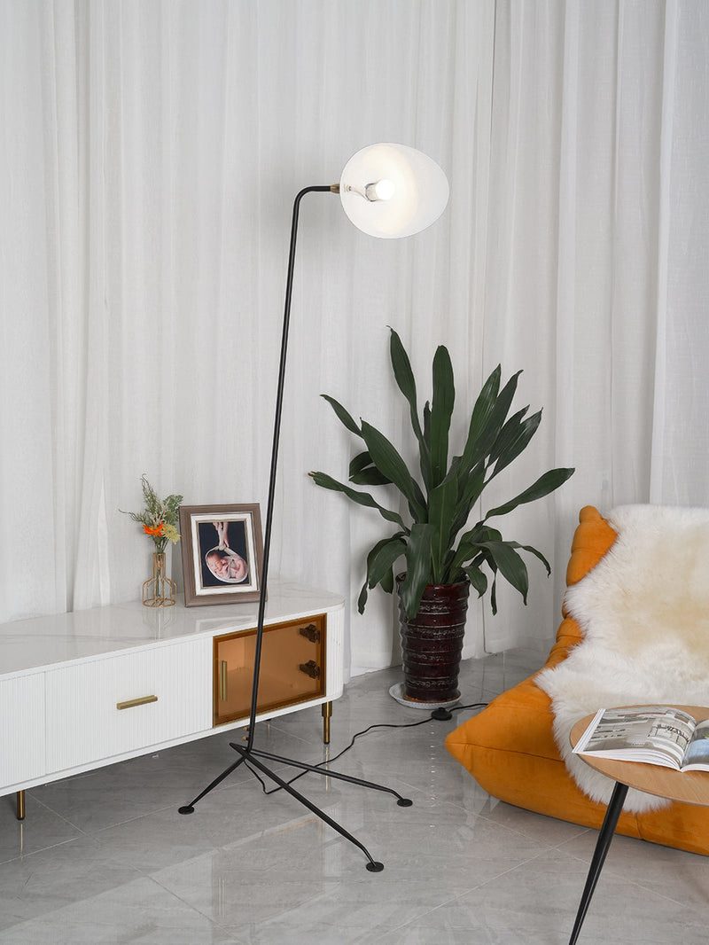 Lampadaire Serge Mouille Lignes Graphiques