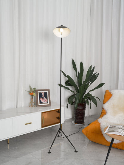 Lampadaire Serge Mouille Lignes Graphiques