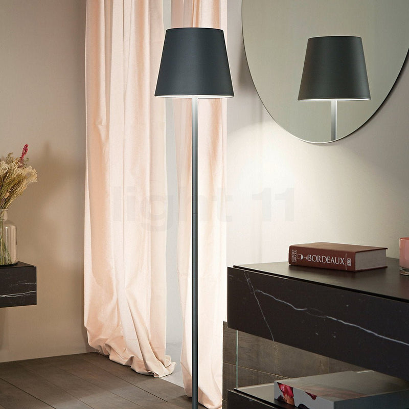 Lampadaire LED Rechargeable Sans/Avec Fil